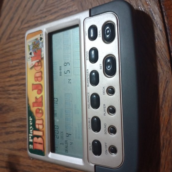 Radio Shack Black Jack Deluxe 2 Player Handheld Electronic Card Game, WORKS - Picture 4 of 6